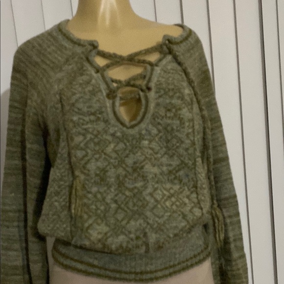 Free People Olive Green Wool Sweater - Picture 4 of 9